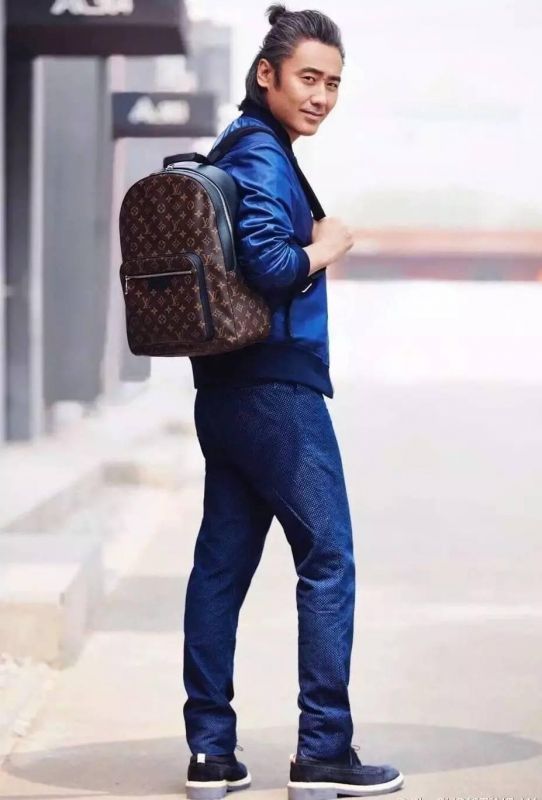 國內男明星們，你們是不是對時裝周街拍有什么誤會？